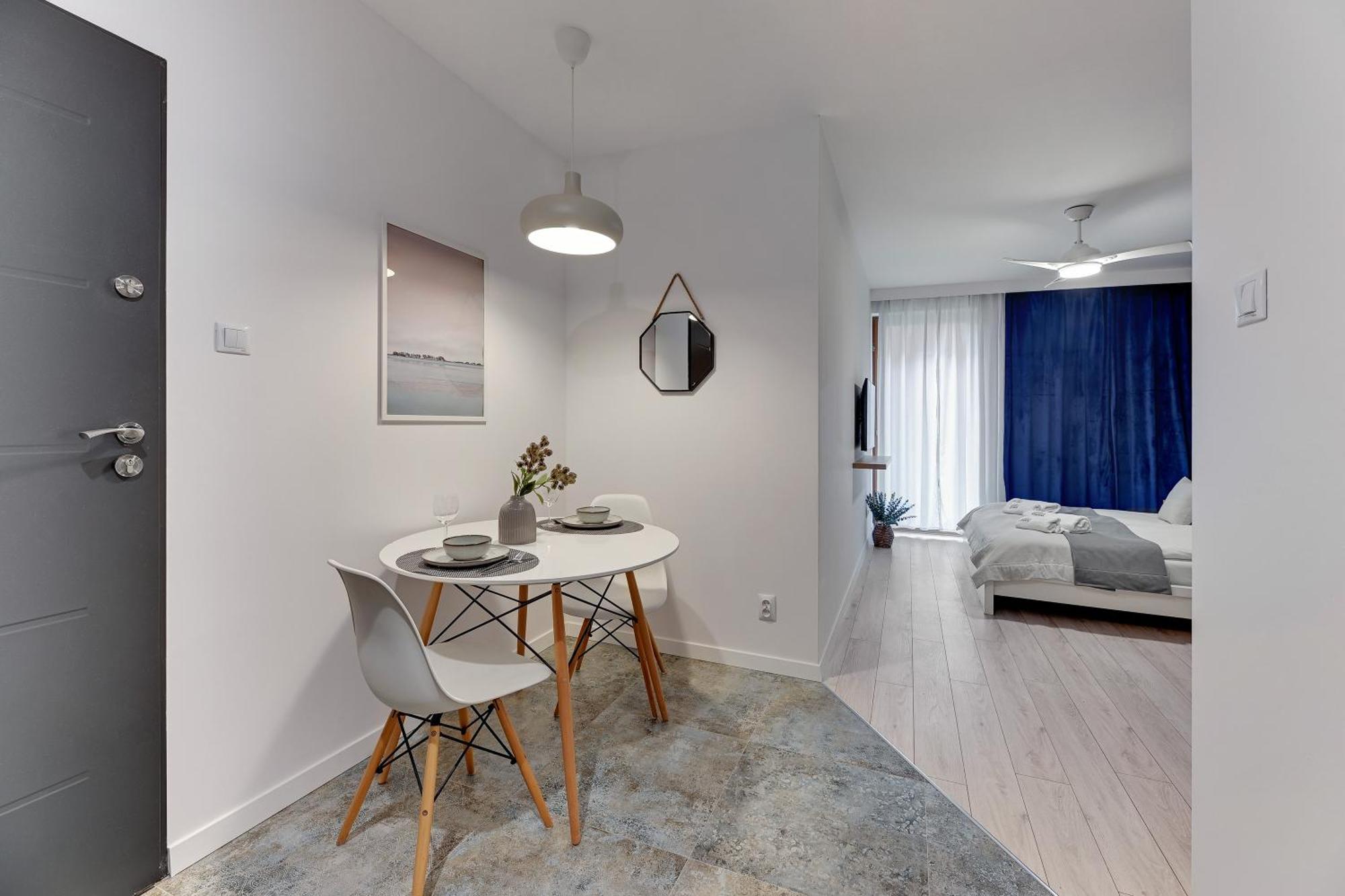 Aura Island Riverside By Downtown Apartments غدانسك الغرفة الصورة