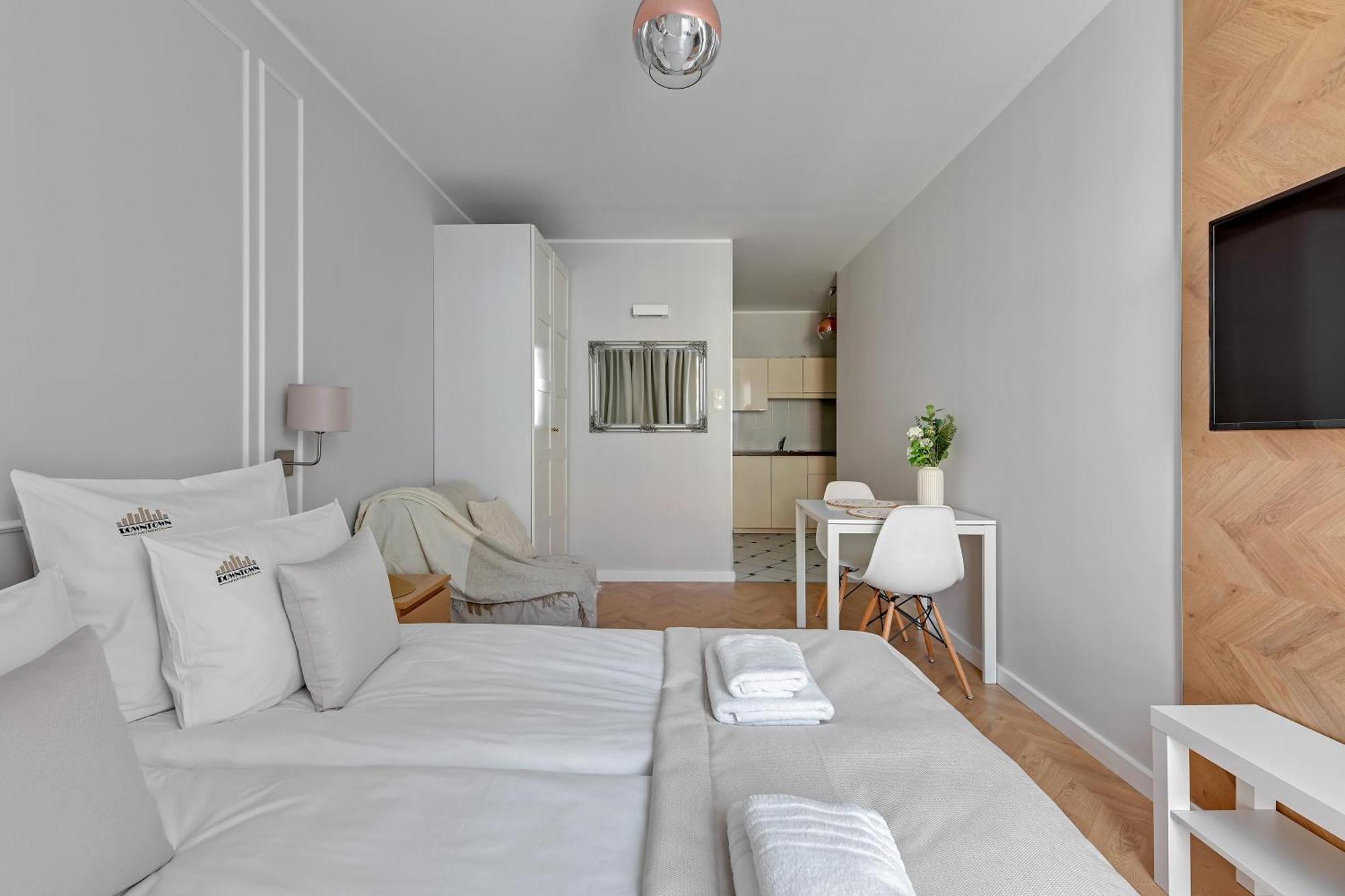 Aura Island Riverside By Downtown Apartments غدانسك الغرفة الصورة
